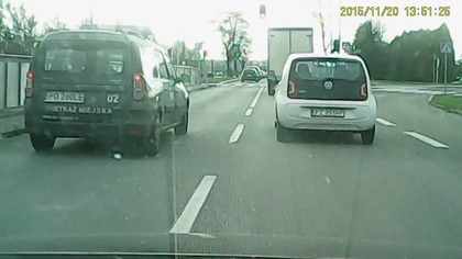 Straż miejska wyprzedza na pasach