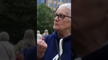 KOBIETA CHCIAŁA POCHOWAĆ MĘŻA.  NIE DO WIARY CO ZROBIŁ KSIĄDZ: BYŁAM ZAPŁAKANA
