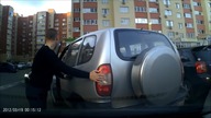 Kobieta za kierownicą