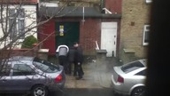 Polacy w UK, test gaśnicy