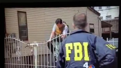 FBI skok przez płot