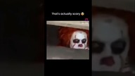Pennywise nie ma tak łatwo w prawdziwym życiu.  #shorts #clown #funny