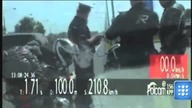 Bez trzymanki: motocyklista vs złośliwy kierowca samochodu
