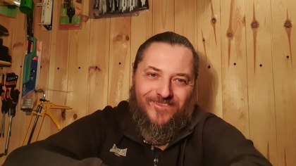 2420.  Dużo Wskazuje Na To Że Zn&oacute;w Pozamykają Nas W Domach....