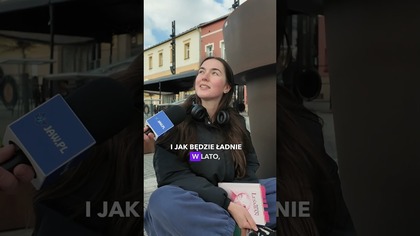 Drzewa w donicach na rynku w Jaworznie #jaworzno