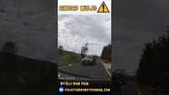 Zjeżdżanie na przeciwny pas ruchu z telefonem w ręku #polscykierowcy #shorts #rikordwidjo #dashcam