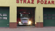 [TRĄBY] Wyjazd alarmowy zastępu 305[W]21 GBA-Rt Scania z JRG 5 Warszawa