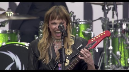 Halestorm - Love Bites (So Do I) - Back To The Beginning