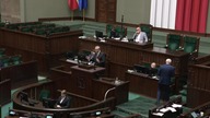 Grzegorz Braun: Kto by psa na smyczy do lasu prowadził? Z tego by się inne zwierzęta śmiały...