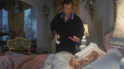 Carry. On. Emmannuelle. Cała. naprz&oacute;d. Emanuello. do. dzieła. 1978. Lektor.pl