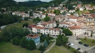 Włosi stworzyli skrzynię biegów, którą wszyscy będą kopiować (640p 30fps AV1-48kbit AAC)