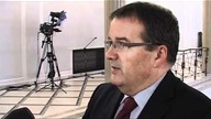 Komorowski zaprasza - PiS: Gest pod publikę