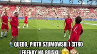 Quebonafide, standuper Piotr Szumowski i Marek Cito na rozgrzewce przed meczem gwiazd w Łodzi.