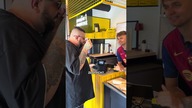 CHCIAŁ OSZUKAĆ KLIENTA W KEBABIE