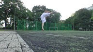 tricking: autobahn kick