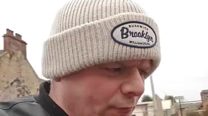 Wyszedłem z komisariatu policji Przesłuchiwał mnie sierżant Janusz Makowiec ¦ Rubaśny. Rafał mp4 686x432