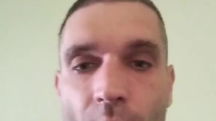 lewacy pracownicy psychiatryka znęcają się nad Łukaszem Sebastianem Chwastem.