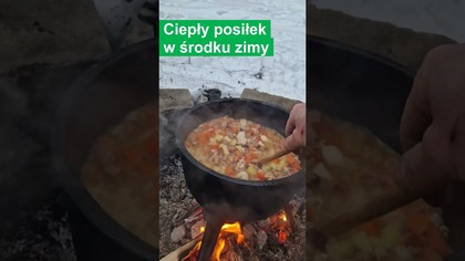  Gulasz na ognisku w środku zimy  #Shorts