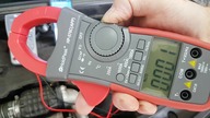 Jak zmierzyć prąd rozruchu silnika samochodu.  HoldPeak 570C-APP