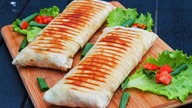 Tortilla zawijana z dwóch wrapy XXL pyszny sos :-)