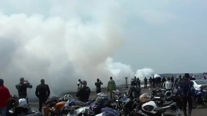 Jet car :: warszawa lotnisko bemowo 2011 :: samochód z napędem odrzutowym