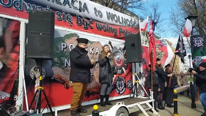 Nauczycielka pani Zdzisława na Wiecu Kamratów - co wyprawia Minister Edukacji z nauką naszych dzieci !!! mp4 686x432