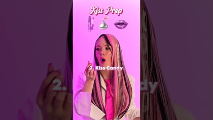 Makeup, Candy & a Kiss  XOXO 