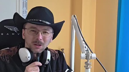 Japonia Słucha Radio Online Lukas Frankenstein @OkiemPisarza #dlaciebie #japonia #holandia