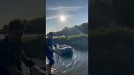 Łowimy żywce na suma na bezludnej wyspie