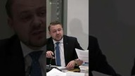 Ozdoba awanturuje się na Komisji ds Pegasusa
