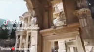 zagubiona historia analiza ai