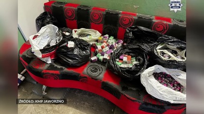 Paczkomaty pełne dopingu w Jaworznie! 26-latek wpadł z prawie 1800 fiolkami