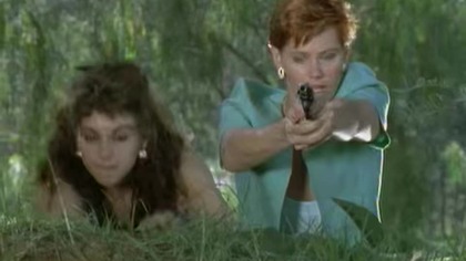 Tropical. Heat. S03E32