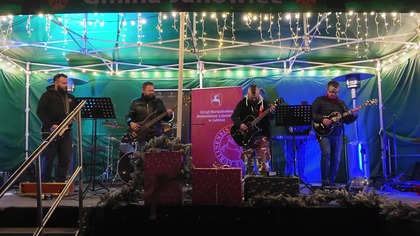 Pójdźmy wszyscy do stajenki - Kolędowanie na rockowo - zespół Old Case, Janowiec 14. 12. 2025 r.