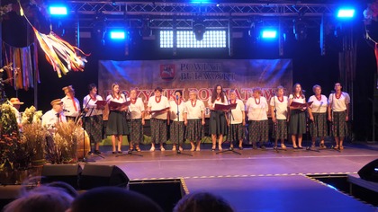 Żeby tak mogło być w wykonaniu zespołu Kalina z Markuszowa na dożynkach powiatowych w Wąwolnicy.