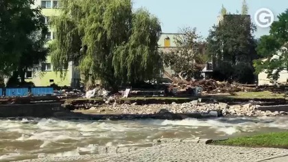 NIE MA JUŻ MIASTA.  ROZPACZ MIESZKAŃCÓW.  SCENY JAK Z HORRORU