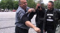 ''Żeby pracować w TVP trzeba mieć dziurę w d...?''