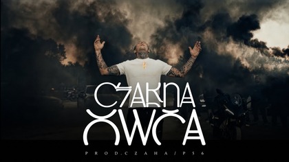 Po krótkiej ciszy wracamy z nowym projektem. Czarna Owca to pierwszy singiel z nadchodzącego albumu Dudka P56  Philip Ragga 2. Kontynuacja dobrze przyjętej pierwszej części, w której nie zabraknie charakterystycznego stylu, szczerych wersów i mocnego brzmienia.

Za produkcję odpowiada sprawdzony duet  Czaha i Dudek P56. 

Premiera płyty jeszcze w tym roku, a dokładną datę poznacie przy starcie preorderu.

Podajcie dalej! 

Posłuchajcie w serwisach streamingowych: https://id.ffm.to/czarna_owca
 
IG: https://www.instagram.com/dudek_p56_/
FB: https://www.facebook.com/DudekP56/
Tik Tok: https://www.tiktok.com/@dudek_p56

Sprawdźcie moje playlisty:
https://www.youtube.com/playlist?listPLSRrQDTUmfi4NMzlcAJy62hkY7XsxCC1f
https://www.youtube.com/playlist?listPLSRrQDTUmfi5QpcAVyzrXysRhmFrDEVAr
https://www.youtube.com/playlist?listPLSRrQDTUmfi7C5xrcnpCE6LkRvHTBwLNW

#DudekP56 #CzarnaOwca #PolskiHipHop