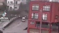 Powódź zalewa miasto