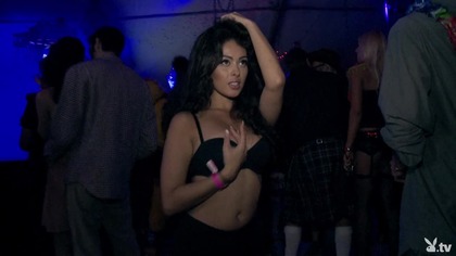 Playmates!. 3x06. Kennedy. Summers