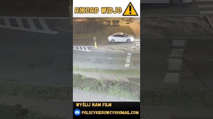 Na rondzie w lewo - Ruda Śląska #shorts #rikordwidjo #polscykierowcy #dashcam #polska