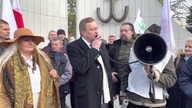 Manifestacja pod sejmem - cz. 1.  Ucieczka marszałek Witek.