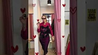 Stylizuje vintage bluzkę