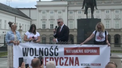 BRAUN POD PAŁACEM PREZYDENCKIM Z BULWERSUJĄCĄ SPRAWĄ!