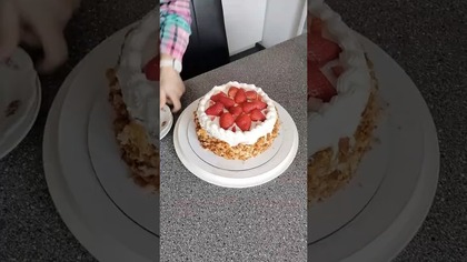 Najlepszy tort na świecie...   #shorts #humor #comedy #dc #fyp #zart #tort