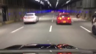 Nielegalny wyścig z efektownym finałem