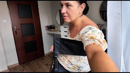 Haj, dzień dobry! :)
Subskrybuj żeby być na bieżąco!!

www.pakuten.pl
KOD: SZARLOTT
ważny od dziś dnia 24 SIERPNIA 2025!
Kod na darmową dostawę!
MOJA SUKIENKA: https://pakuten.pl/45638-93151-sukienka-hiszpanka-dopasowana-w-talii-giacinta-r17-r17.html?utm_sourceyoutube.com&utm_mediuminfluencer&utm_campaign17-08-2025-Karolina-Kowalczyk

#reklama #współpraca #pakuten 

DRMOWA DOSTAWA SINSAY 19-20!
SUKIENKA CZARNA: https://sinsay-pl.mtpc.se/5518552
SUKIENKA BRĄZOWA: https://sinsay-pl.mtpc.se/5518555
SUKIENKA BRĄZOWA KRÓTKA: https://sinsay-pl.mtpc.se/5518550
#reklama #metapic #współpraca #wspolpracareklamowa 

Torebka: https://mohito-pl.mtpc.se/5495190
Kurtka: https://mohito-pl.mtpc.se/5495194
Golf panterka(na promocji!): https://mohito-pl.mtpc.se/5496822
#reklama #metapic #wspólpraca #wspolpracareklamowa 

#vlog #rzęsy