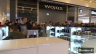 Walka na otwarciu galerii Serenada w Krakowie