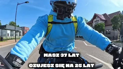DZIADEK NA MOTOCYKLU