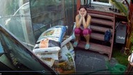 Odc-743-Na luzie,ziemia,sflaczała brugmansja,dodatkowe ogrzewanie w szklarni na zime,kolejne banany